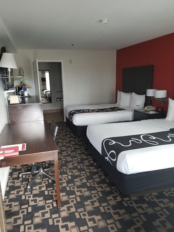 Imagen de la habitación del Hotel Ramada by Wyndham Oceanside. Foto 2
