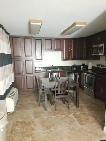 Imagen de la habitación del Hotel Ramada by Wyndham Oceanside. Foto 3