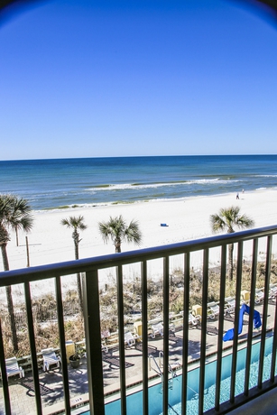 Imagen de los exteriores del Hotel Ramada by Wyndham Panama City Beach / Beachfront. Foto 11