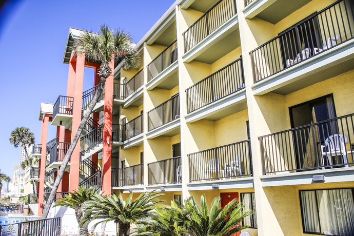 Imagen de los exteriores del Hotel Ramada by Wyndham Panama City Beach / Beachfront. Foto 13