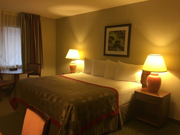 Imagen de la habitación del Hotel Ramada by Wyndham Portland Airport. Foto 4