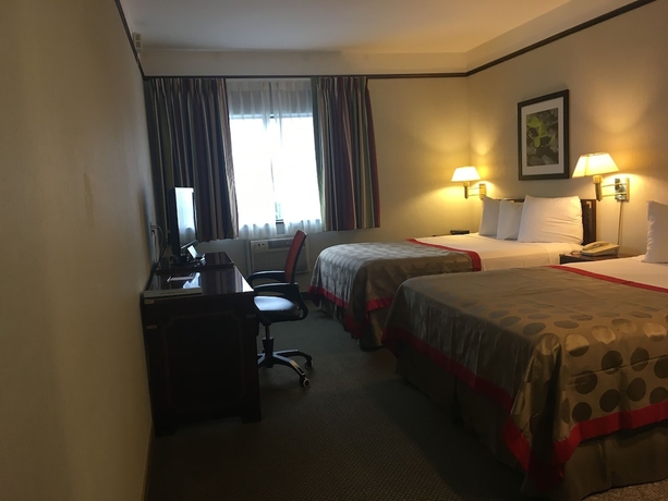 Imagen de la habitación del Hotel Ramada by Wyndham Portland Airport. Foto 9