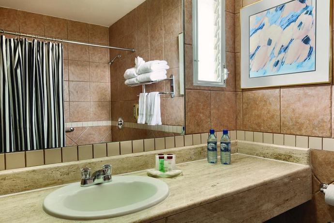 Imagen de la habitación del Hotel Ramada by Wyndham Princess Belize City. Foto 6