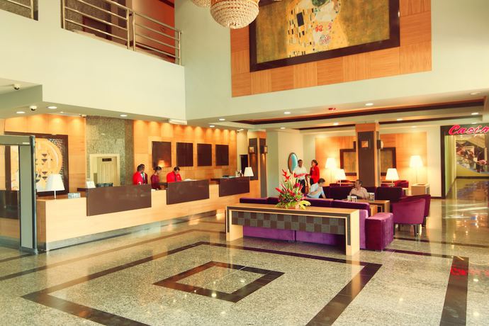 Imagen de los interiores del Hotel Ramada by Wyndham Princess Georgetown. Foto 20