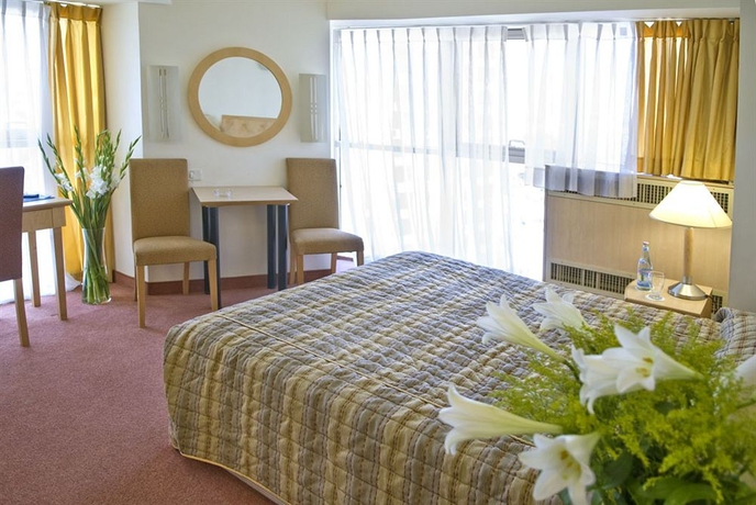 Imagen de la habitación del Hotel Ramada by Wyndham Ramat Gan. Foto 5