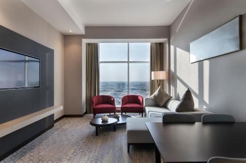 Imagen de la habitación del Hotel Ramada by Wyndham Riyadh King Fahd Road. Foto 14