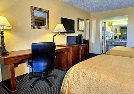 Imagen de la habitación del Hotel Ramada by Wyndham Rome/Verona. Foto 8