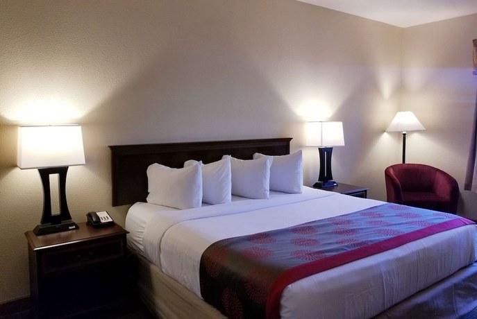 Imagen de la habitación del Hotel Ramada by Wyndham Sellersburg/Louisville North. Foto 6