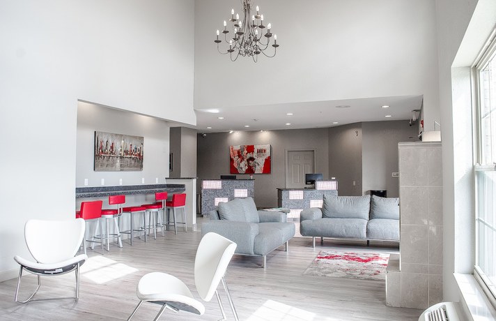 Imagen de los interiores del Hotel Ramada by Wyndham Sellersburg/Louisville North. Foto 15