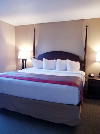 Imagen de la habitación del Hotel Ramada by Wyndham Sellersburg/Louisville North. Foto 14