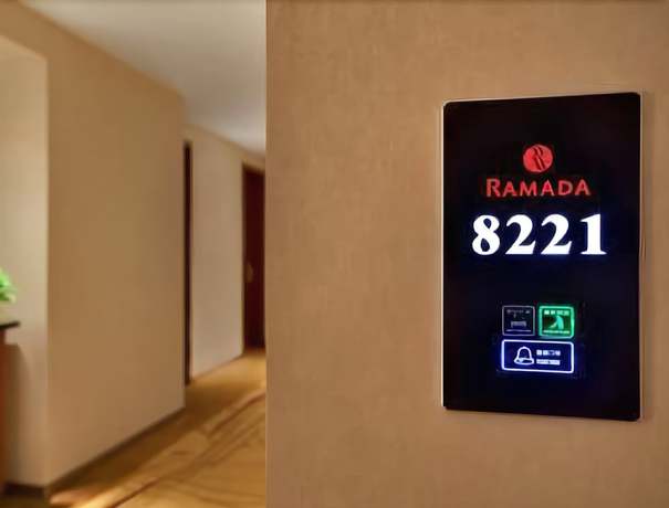 Imagen de la habitación del Hotel Ramada by Wyndham Shanghai Minhang. Foto 11