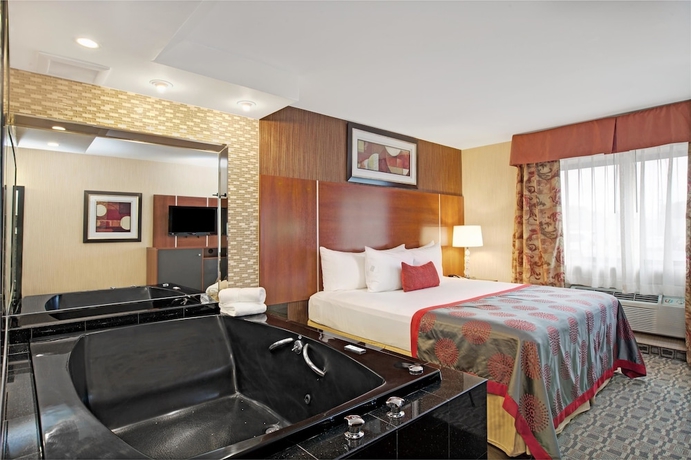 Imagen de la habitación del Hotel Ramada by Wyndham Staten Island. Foto 8