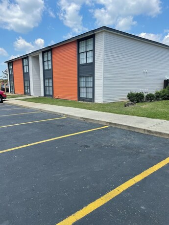 Imagen general del Hotel Ramada by Wyndham Studio Suites Dothan. Foto 6