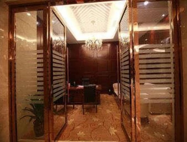 Imagen de los interiores del Hotel Ramada by Wyndham Suzhou Wujiang. Foto 9