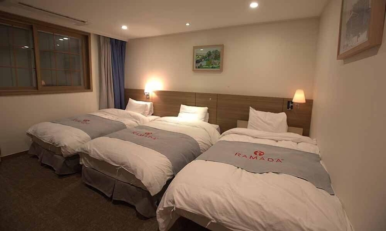 Imagen de la habitación del Hotel Ramada by Wyndham Taebaek. Foto 6