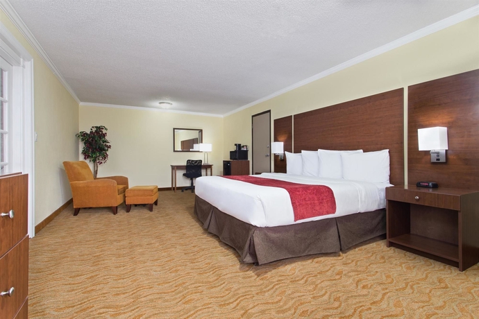 Imagen de la habitación del Hotel Ramada by Wyndham Tampa Westshore Airport South. Foto 11