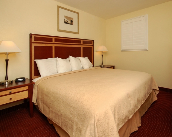 Imagen de la habitación del Hotel Ramada by Wyndham Tempe Near ASU. Foto 4
