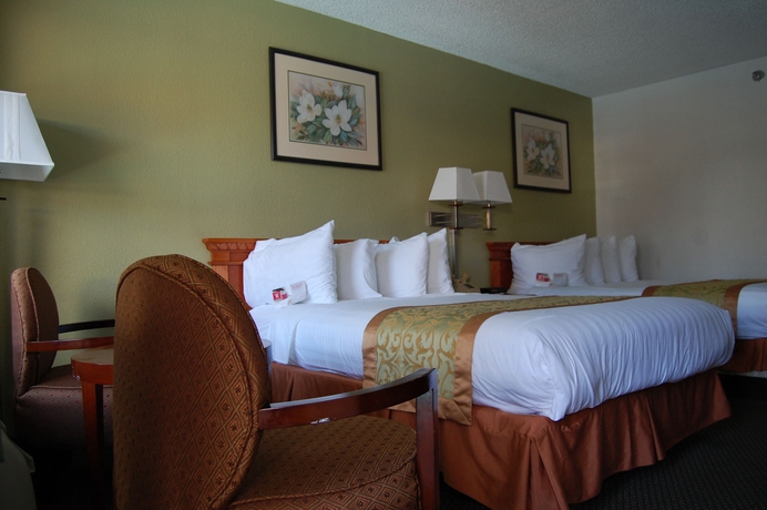 Imagen de la habitación del Hotel Ramada by Wyndham Temple Terrace/Tampa North. Foto 2