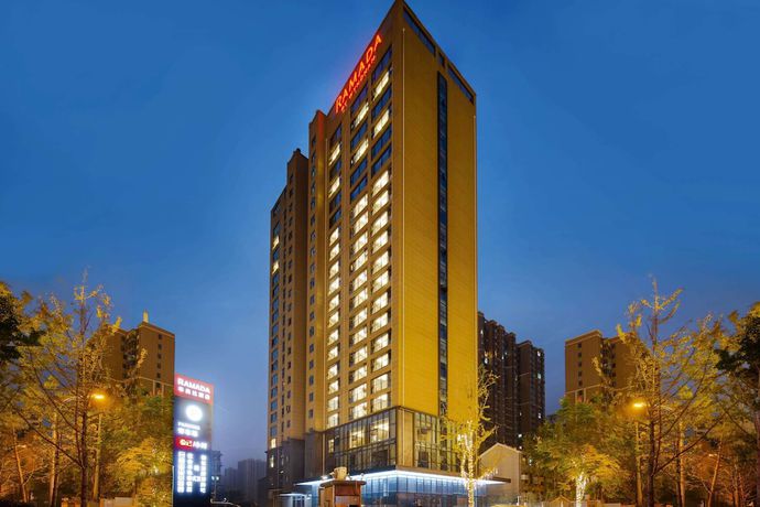 Imagen general del Hotel Ramada by Wyndham Wuhan Hankou. Foto 3