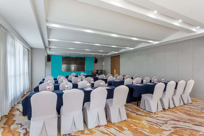 Imagen de los interiores del Hotel Ramada by Wyndham Wuhan Qingshan. Foto 18