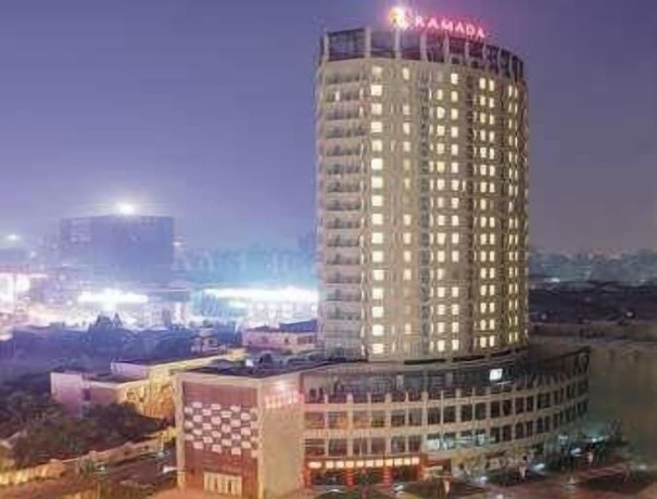 Imagen general del Hotel Ramada by Wyndham Wujiaochang Shanghai. Foto 1