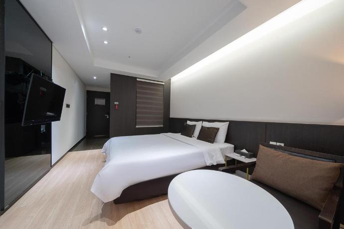 Imagen de la habitación del Hotel Ramada by Wyndham Yongin. Foto 6