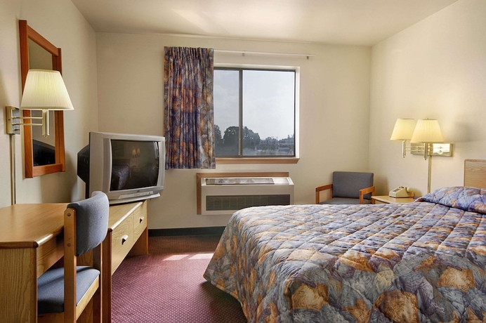 Imagen de la habitación del Hotel Ramada by Wyndham York Harrisburg Hersey. Foto 6