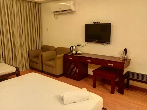 Imagen de la habitación del Hotel Ramadia Ranmal Holiday Resort. Foto 18