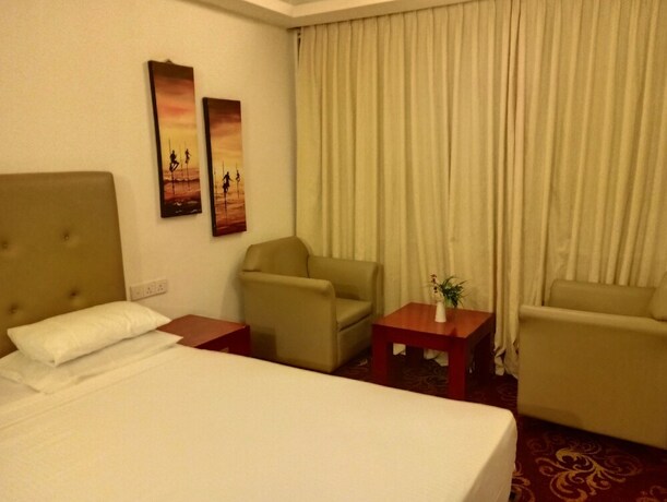 Imagen de la habitación del Hotel Ramadia Ranmal Holiday Resort. Foto 19