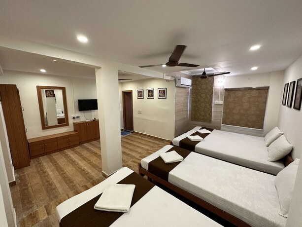Imagen de la habitación del Hotel Ramakrishna. Foto 10