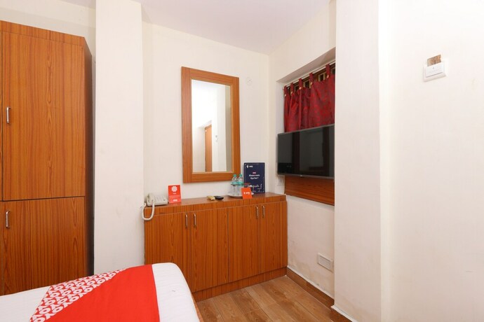 Imagen de la habitación del Hotel Ramakrishna. Foto 15