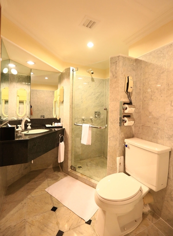 Imagen de la habitación del Hotel Ramana Saigon. Foto 9