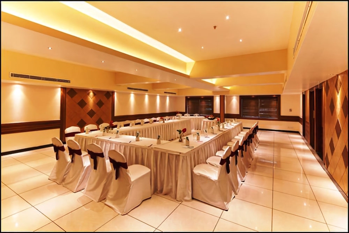 Imagen de los interiores del Hotel Ramanashree Richmond Circle Bangalore. Foto 19