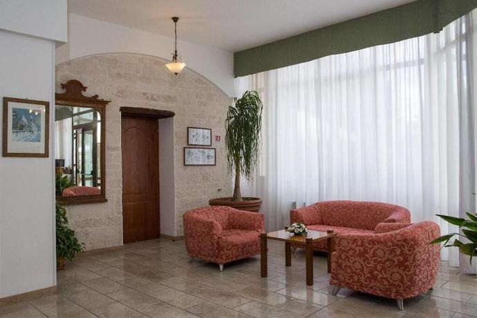 Imagen de los interiores del Hotel Ramapendula. Foto 8