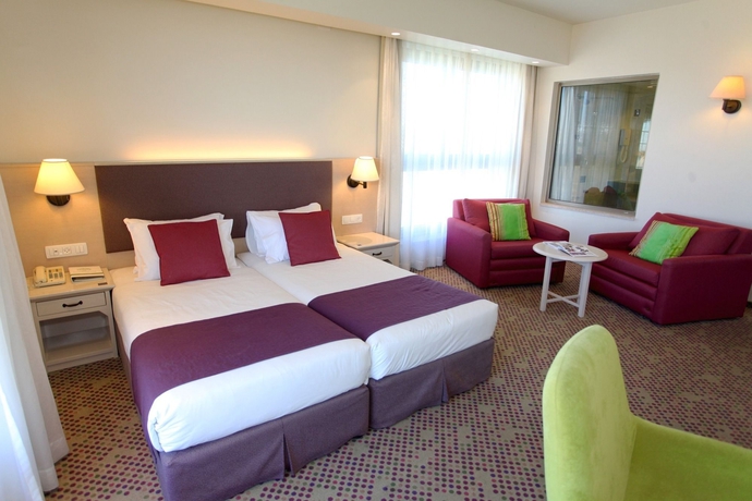 Imagen de la habitación del Hotel Ramat Rachel Resort. Foto 7