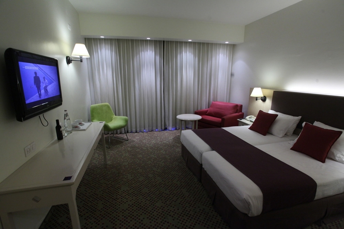 Imagen de la habitación del Hotel Ramat Rachel Resort. Foto 10