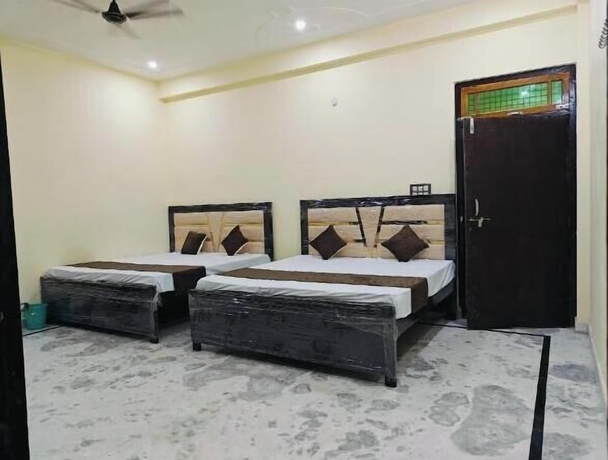 Imagen de la habitación del Hotel Ramaya INN Ayodhya. Foto 4