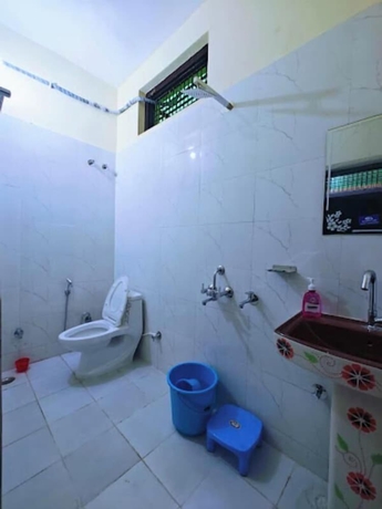 Imagen de la habitación del Hotel Ramaya INN Ayodhya. Foto 8