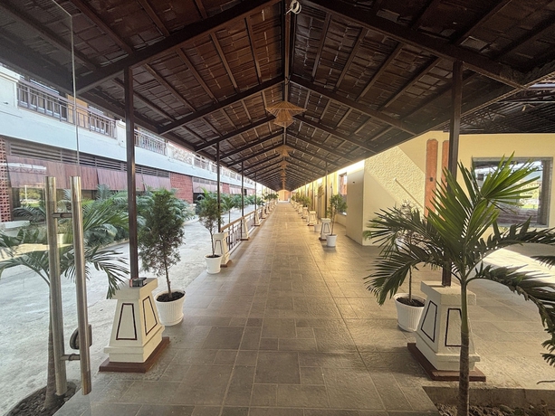 Imagen de los interiores del Hotel Ramaya Motel and Resorts. Foto 11