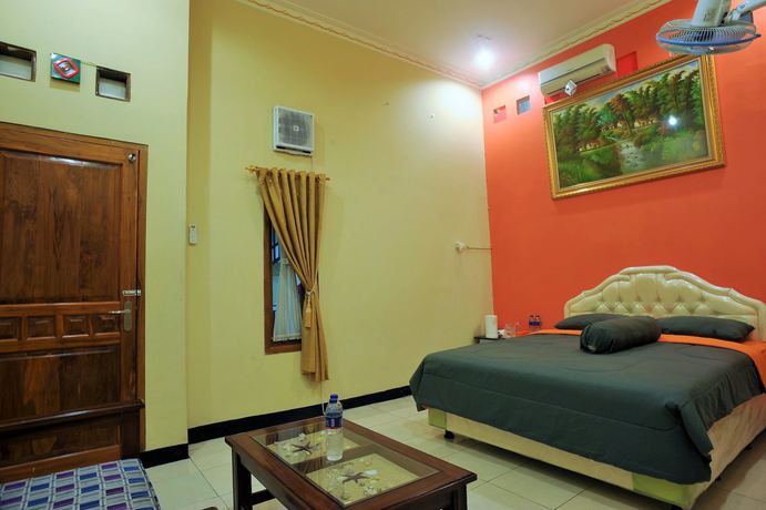 Imagen de la habitación del Hotel Ramayana Garut. Foto 4