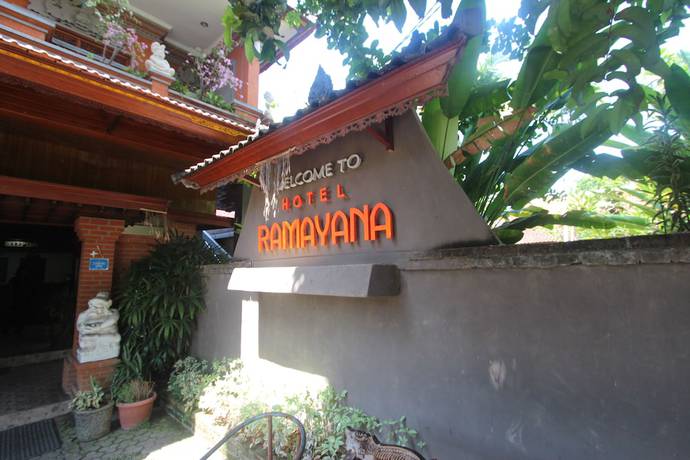 Imagen de los interiores del Hotel Ramayana Sanur. Foto 19