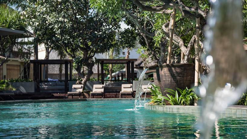 Imagen de la piscina del Hotel Ramayana Suites and Resort - Chse Certified. Foto 12