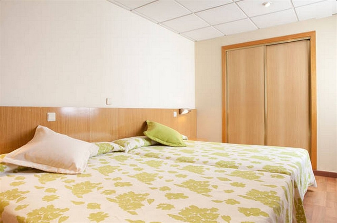 Imagen de la habitación del Hotel Rambla, Alicante. Foto 11