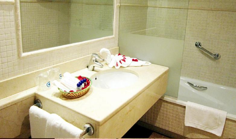 Imagen de la habitación del Hotel Rambla, Benidorm - Playa Poniente. Foto 12