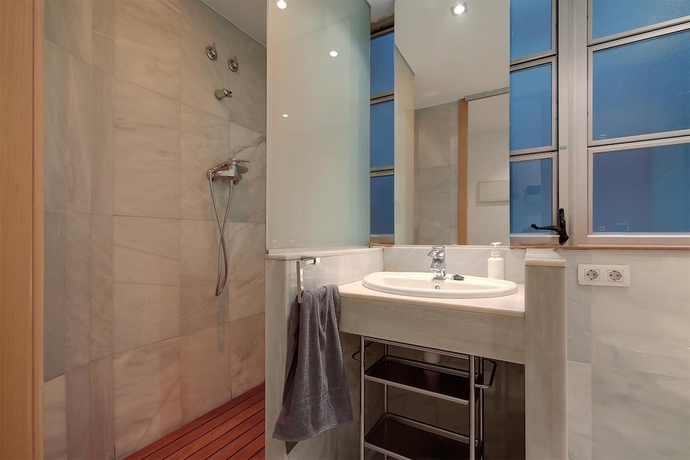 Imagen de la habitación del Hotel Rambla Catalunya Sun. Foto 16