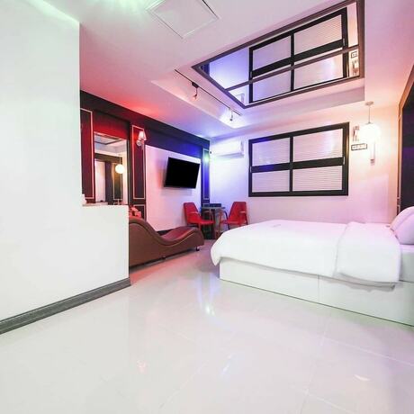 Imagen general del Hotel Rambo Drive in. Foto 2