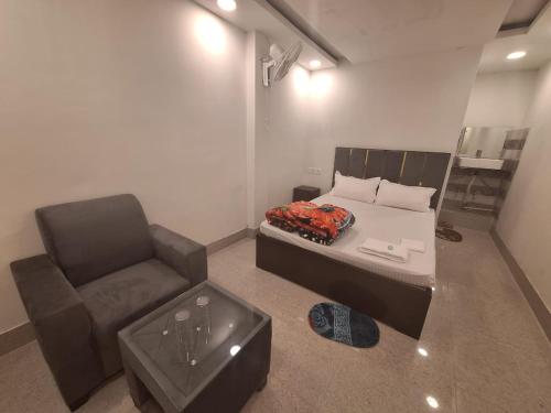 Imagen general del Hotel Ramdeo Residency By GRB. Foto 16