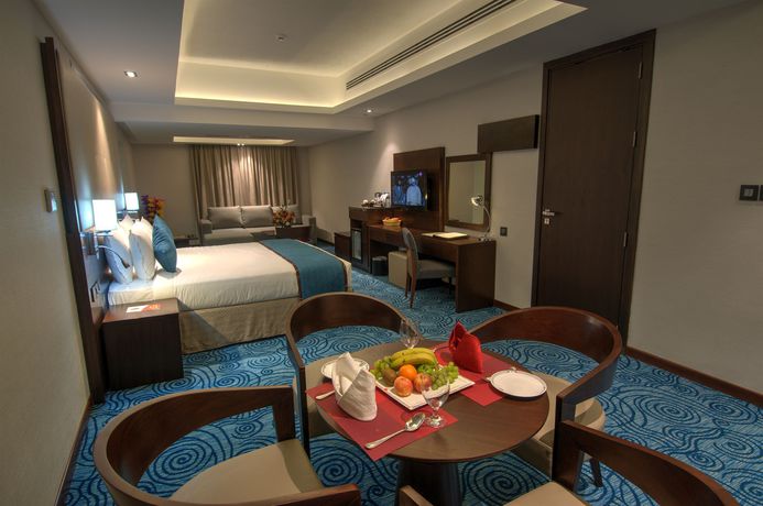 Imagen de los interiores del Hotel Ramee Dream Resort. Foto 14
