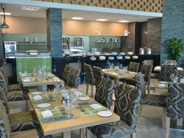 Imagen general del Hotel Ramee Grand and Spa. Foto 5