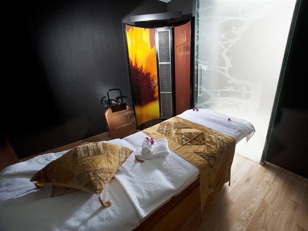 Imagen general del Hotel Ramee Grand and Spa. Foto 12